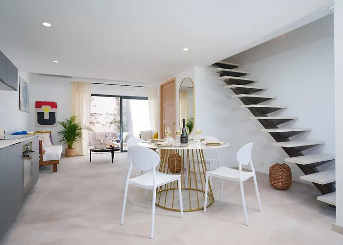 Le Loft Palatin By Winsome Destination شقة *